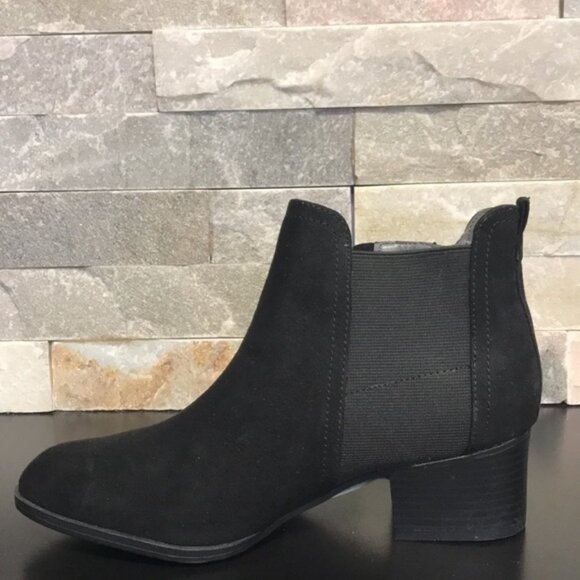 Adrienne Vittadini Womens Ravi Booties - Picture 4 of 5